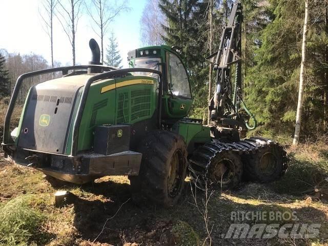 John Deere 1270G Harvesteri