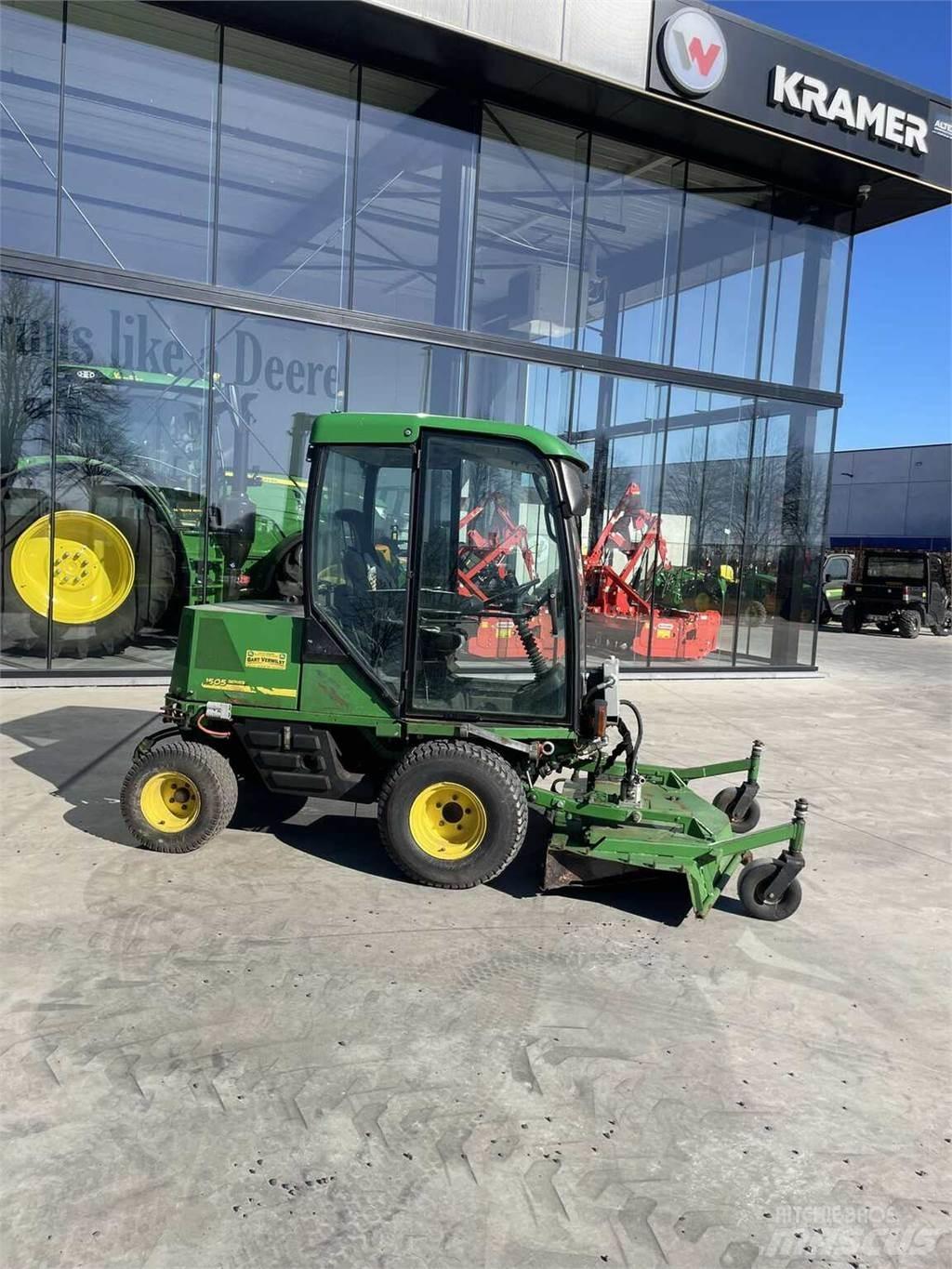 John Deere 1505 Mauriņa traktors