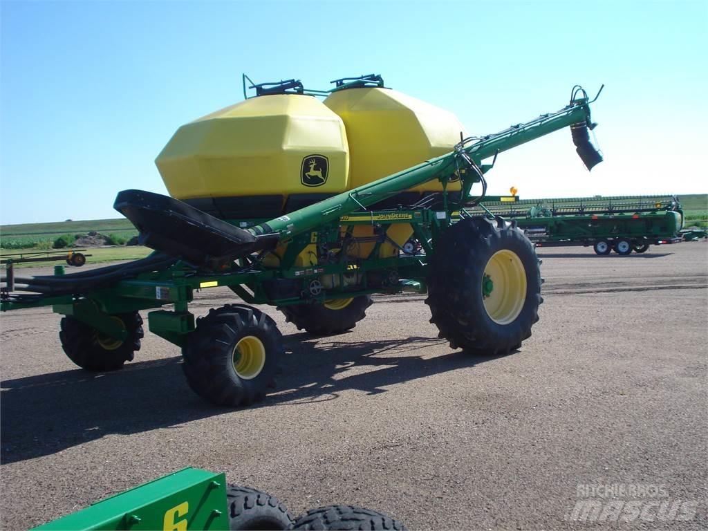 John Deere 1890 Sējmašīnas
