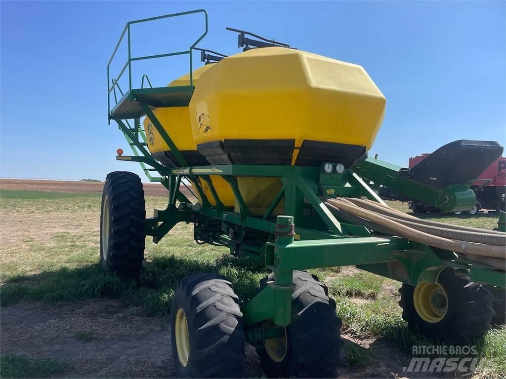 John Deere 1910 Sējmašīnas