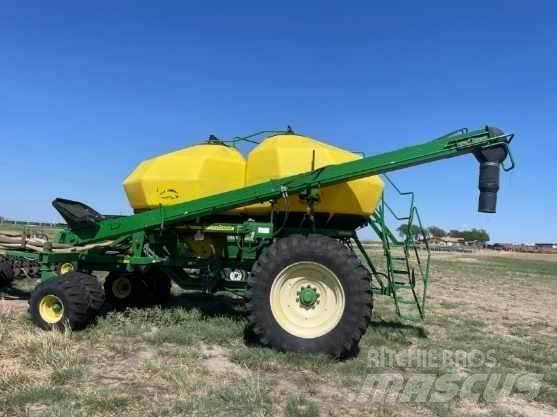 John Deere 1910 Sējmašīnas