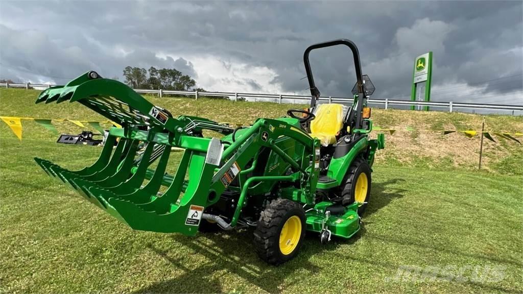 John Deere 2025R Kompaktie traktori
