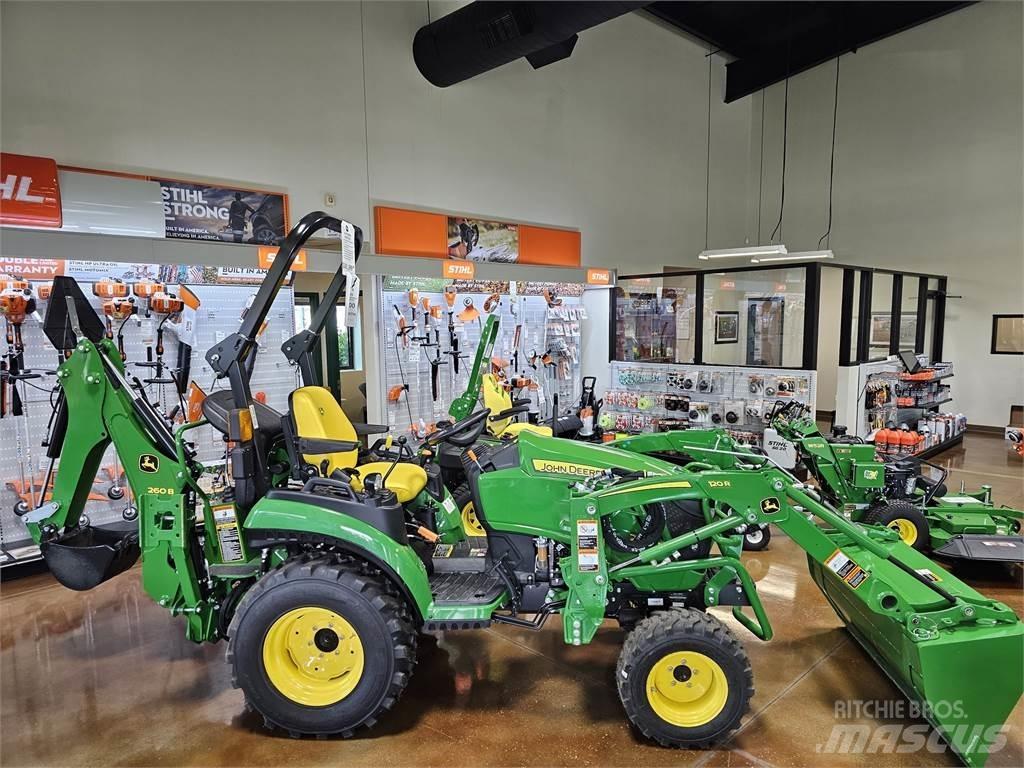 John Deere 2025R Kompaktie traktori
