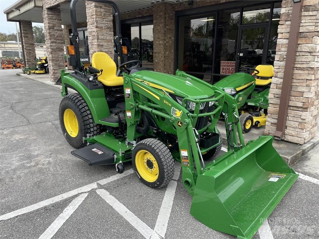 John Deere 2032R Kompaktie traktori