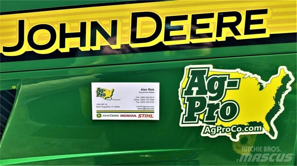 John Deere 2038R Kompaktie traktori
