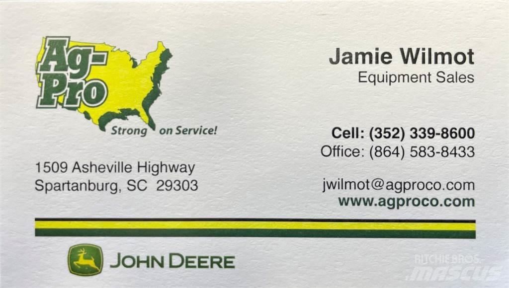 John Deere 2038R Kompaktie traktori