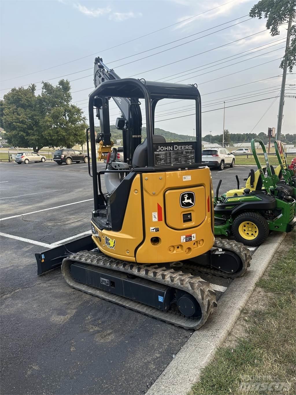 John Deere 30 P Mini ekskavatori < 7 t