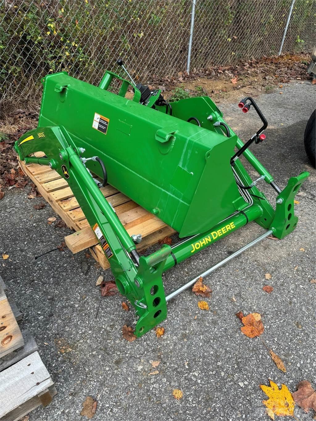 John Deere 300E Lauksaimniecība- Citi