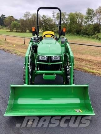 John Deere 3025D Kompaktie traktori