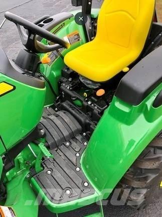John Deere 3025D Kompaktie traktori