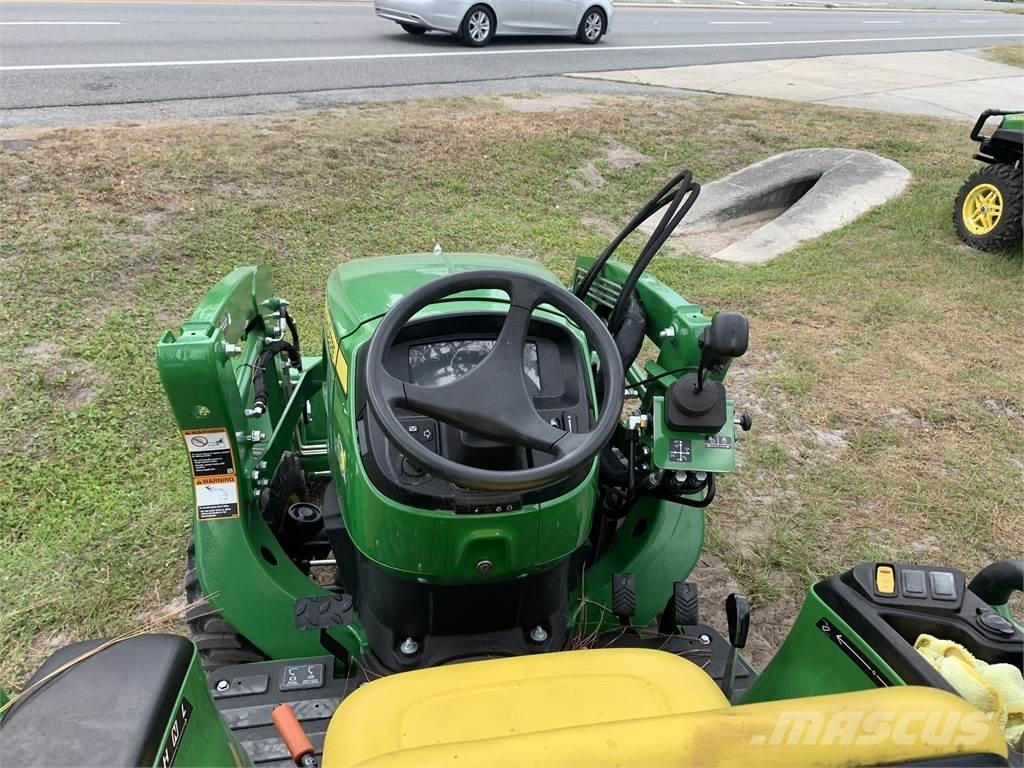 John Deere 3025E Kompaktie traktori
