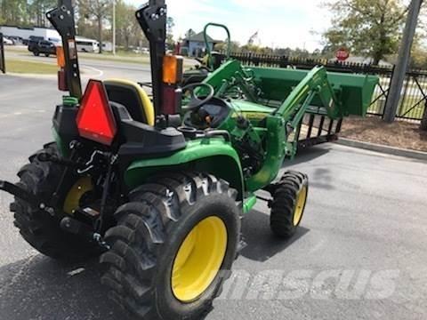 John Deere 3025E Kompaktie traktori