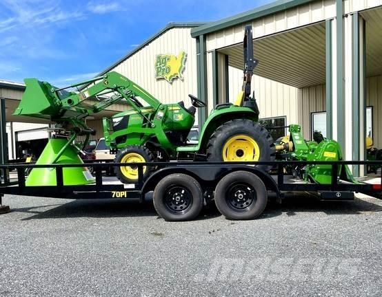 John Deere 3025E Kompaktie traktori