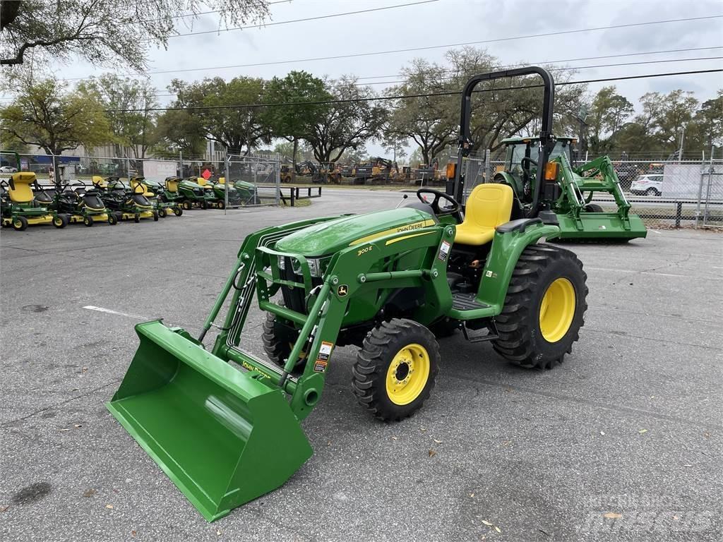 John Deere 3032E Kompaktie traktori