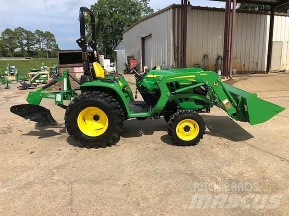 John Deere 3032E Kompaktie traktori