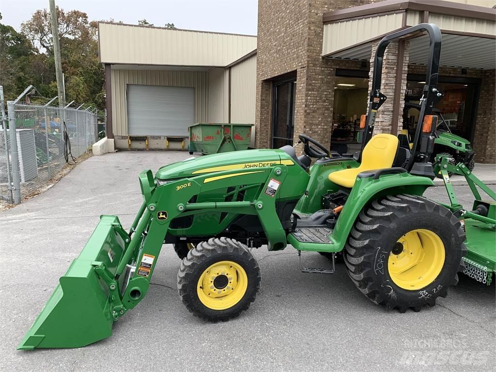 John Deere 3038E Kompaktie traktori