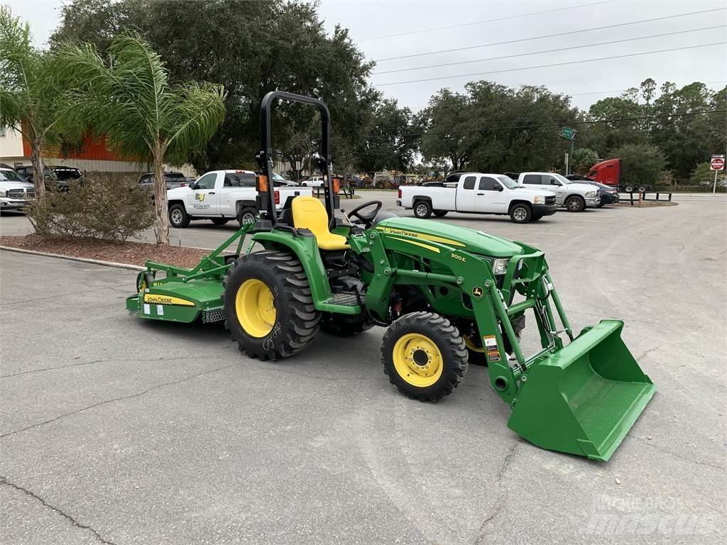 John Deere 3038E Kompaktie traktori