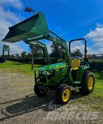 John Deere 3038E Kompaktie traktori