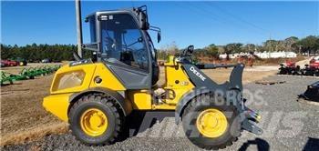 John Deere 304 G Mini iekrāvēji
