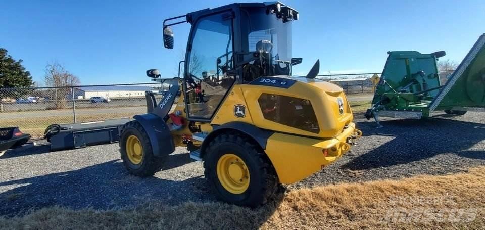 John Deere 304 G Mini iekrāvēji