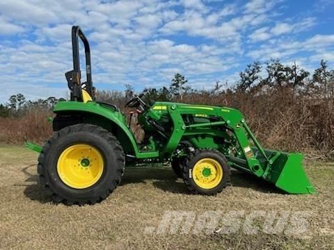John Deere 3043D Traktori
