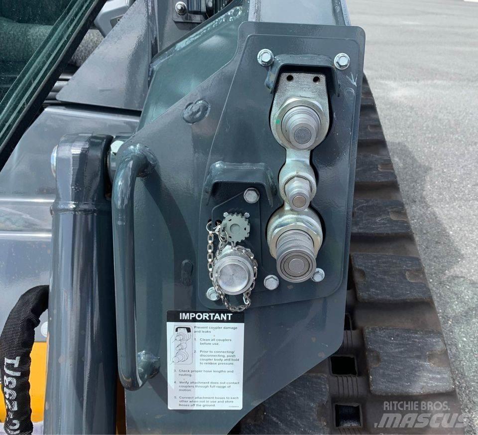 John Deere 317G Mini iekrāvēji