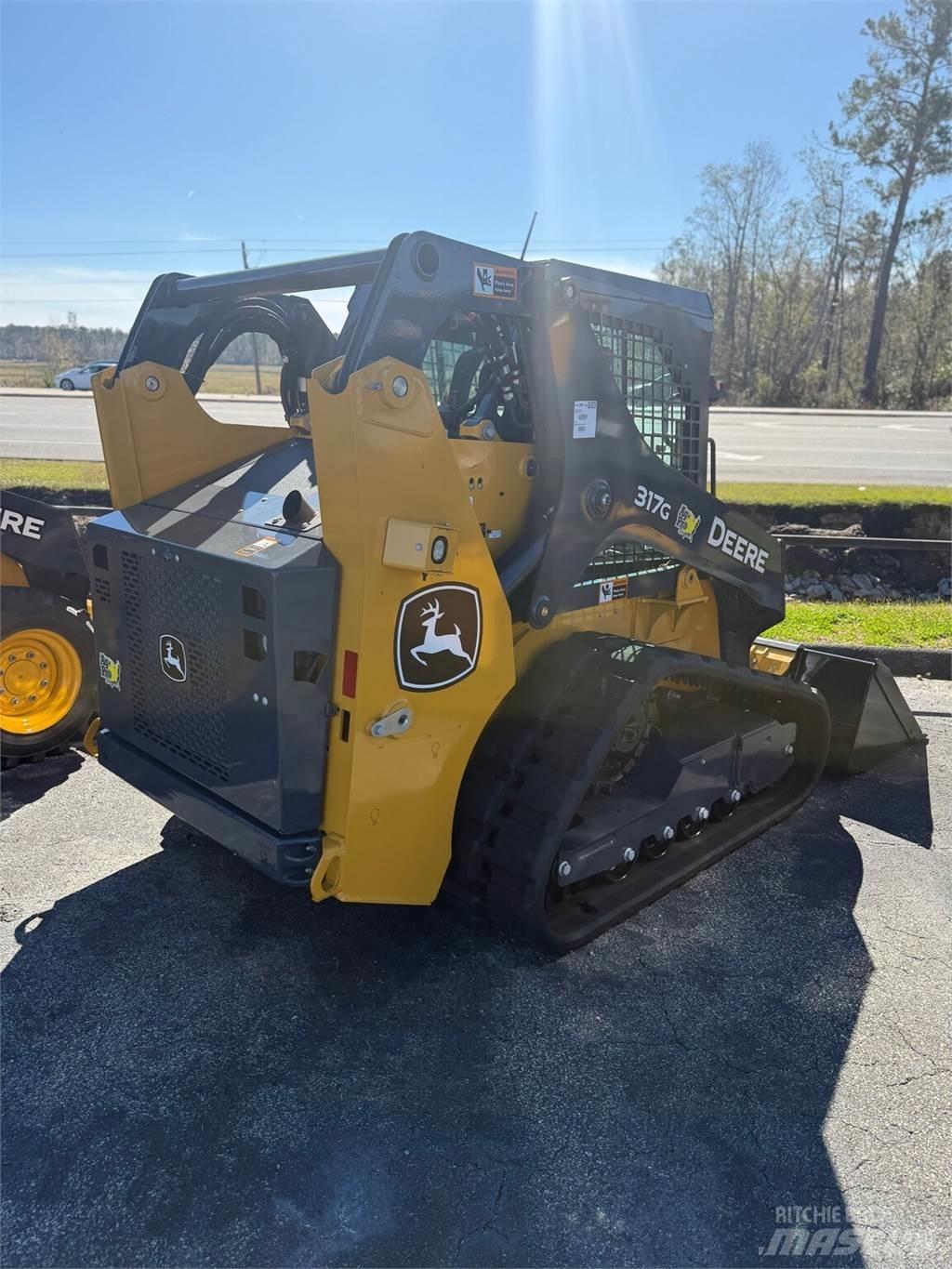 John Deere 317G Mini iekrāvēji