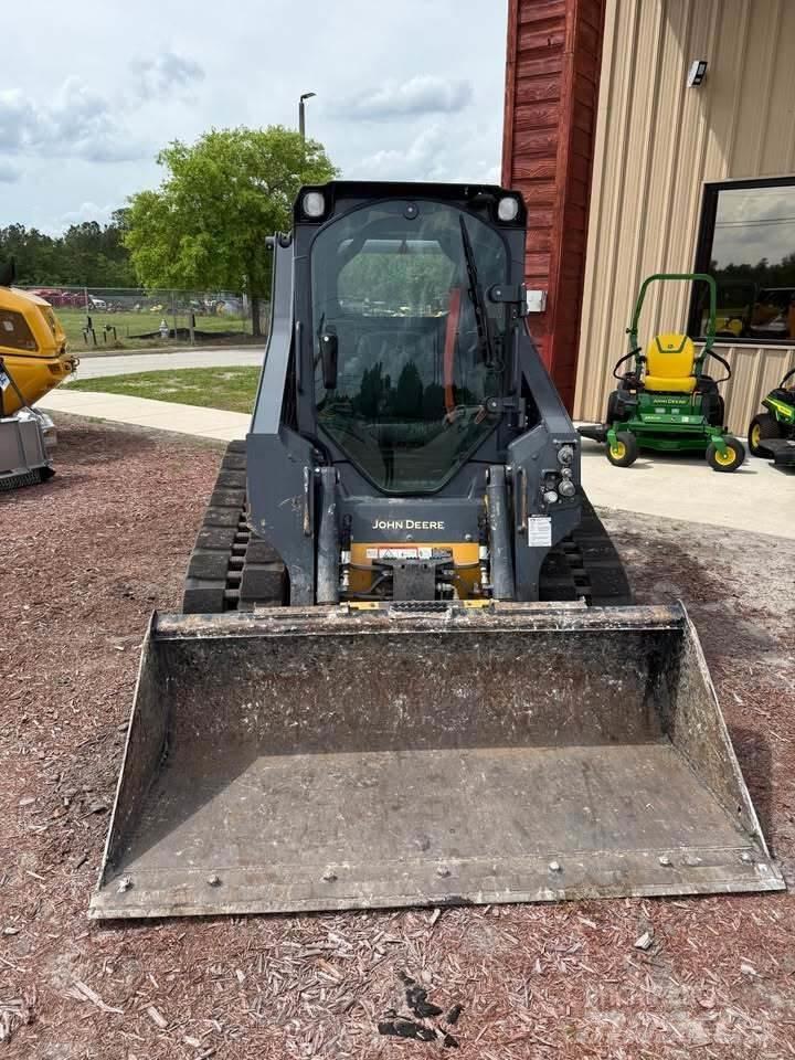 John Deere 317G Mini iekrāvēji