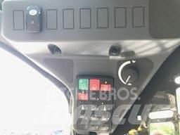 John Deere 317G Mini iekrāvēji