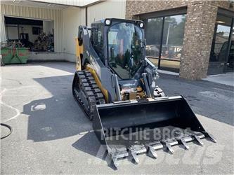 John Deere 317G Mini iekrāvēji