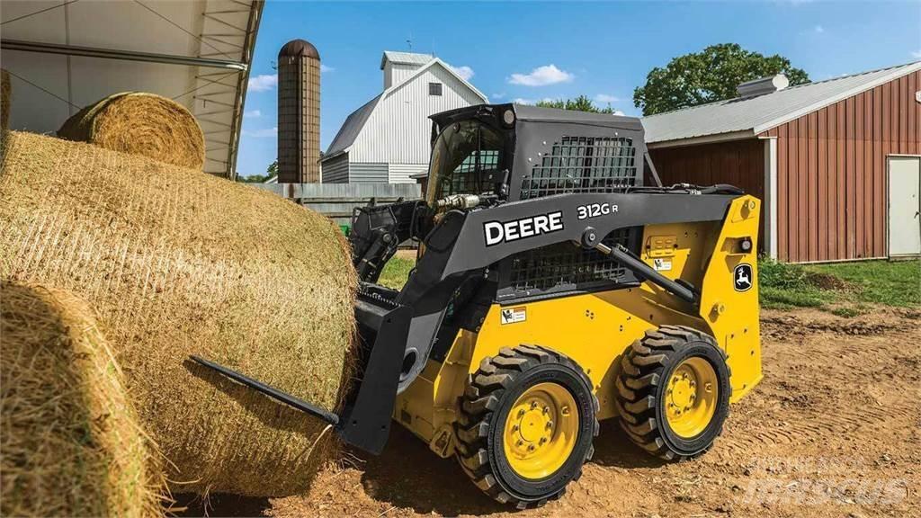 John Deere 318G Lietoti riteņu kompaktiekrāvēji