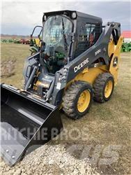 John Deere 318G Lietoti riteņu kompaktiekrāvēji