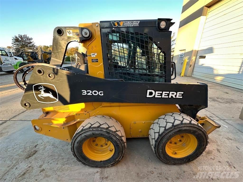 John Deere 320G Lietoti riteņu kompaktiekrāvēji