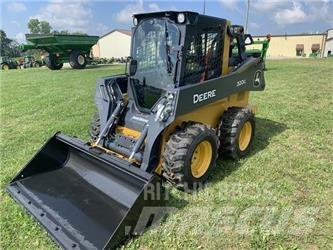 John Deere 320G Lietoti riteņu kompaktiekrāvēji