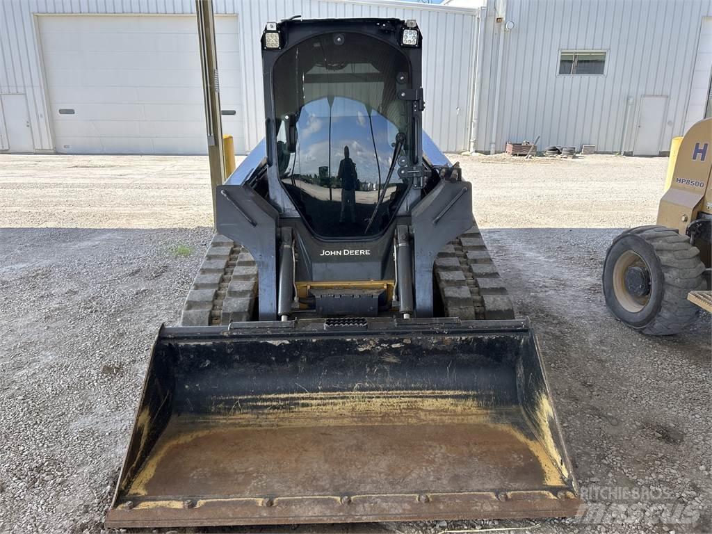 John Deere 323D Mini iekrāvēji