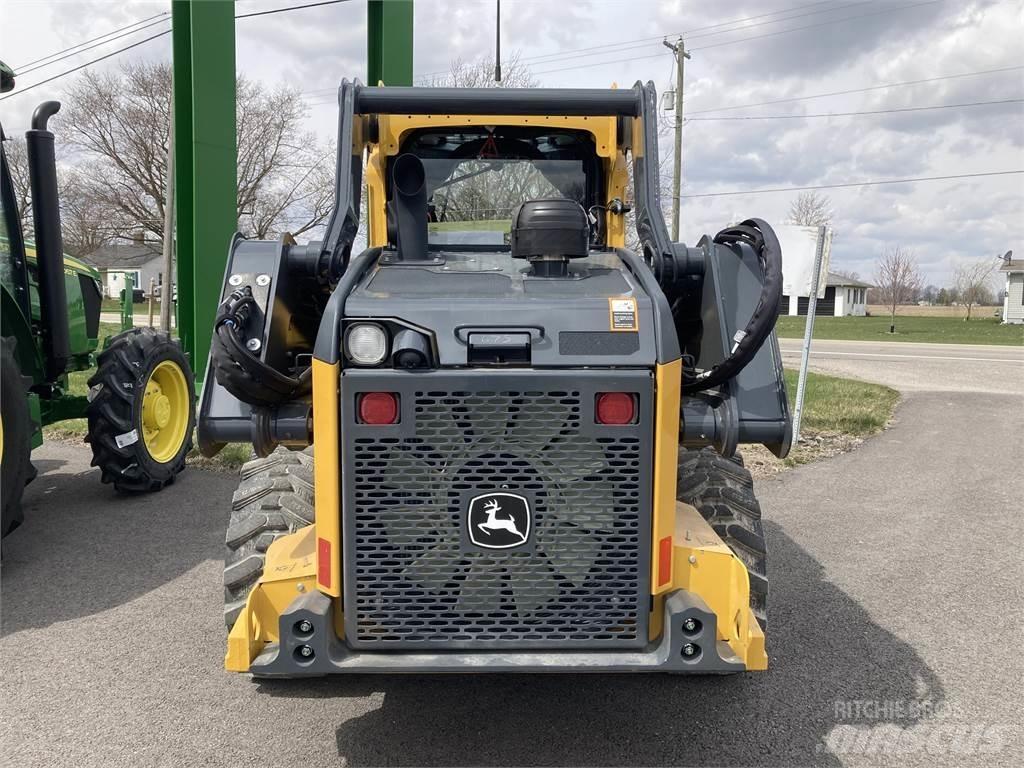 John Deere 324G Lietoti riteņu kompaktiekrāvēji