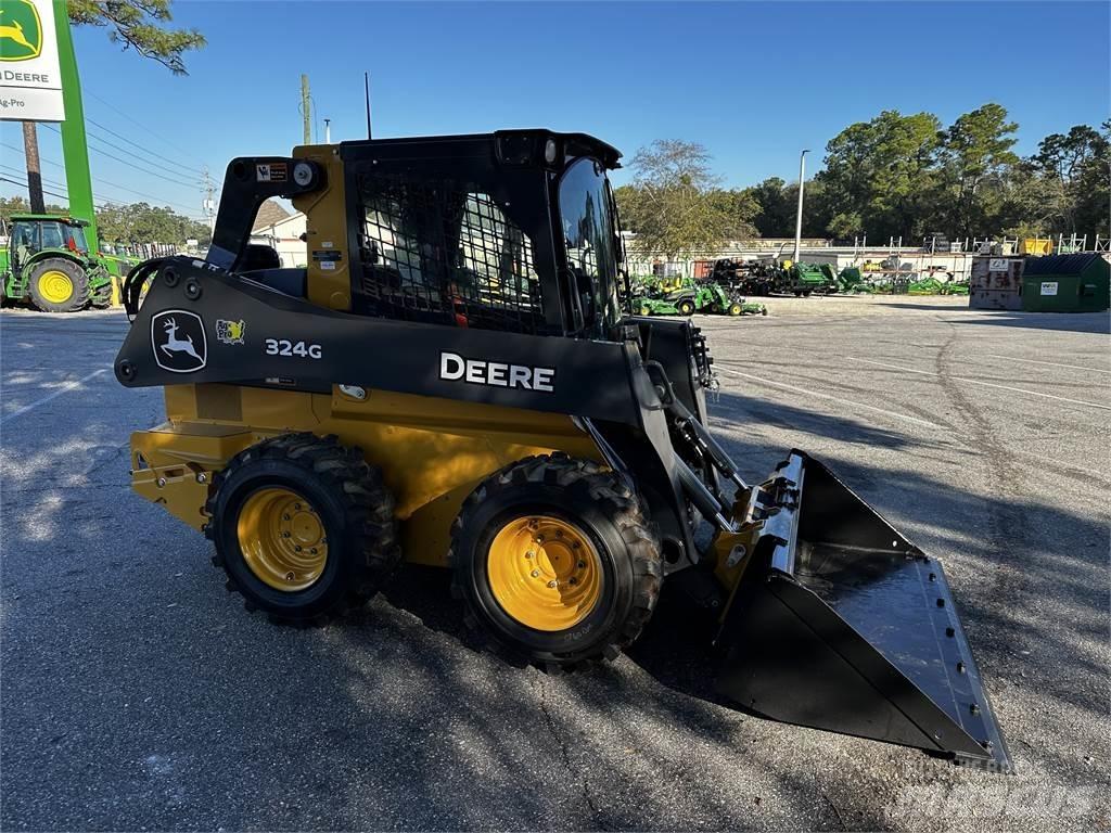 John Deere 324G Lietoti riteņu kompaktiekrāvēji