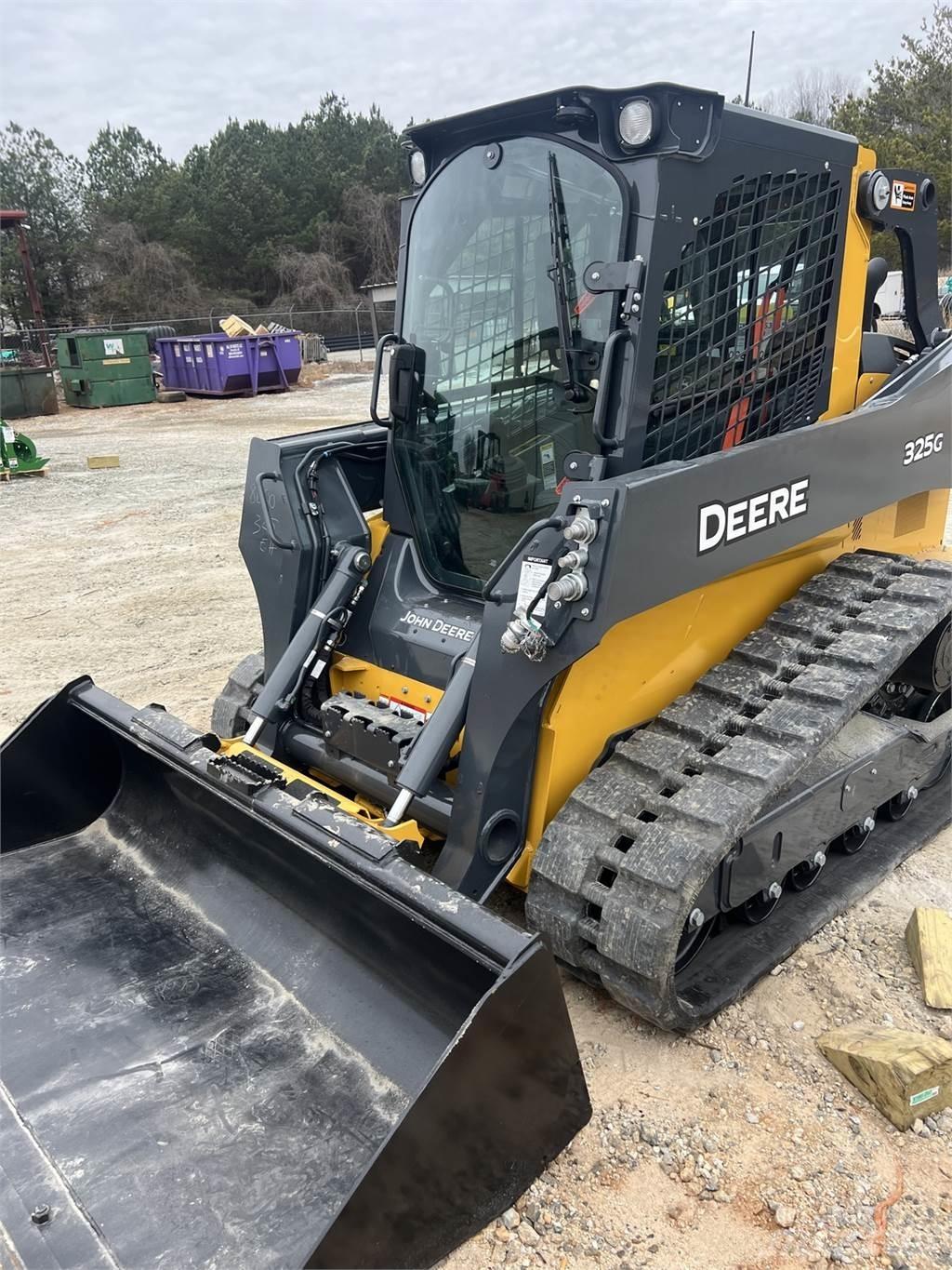 John Deere 325G Mini iekrāvēji