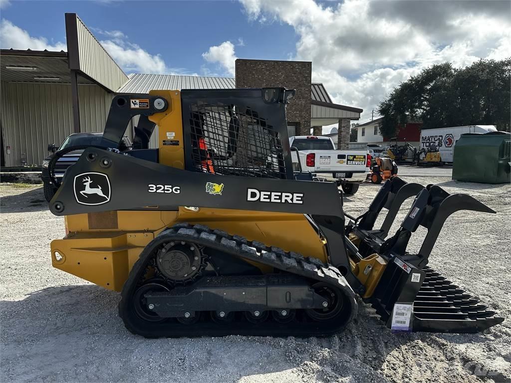 John Deere 325G Mini iekrāvēji