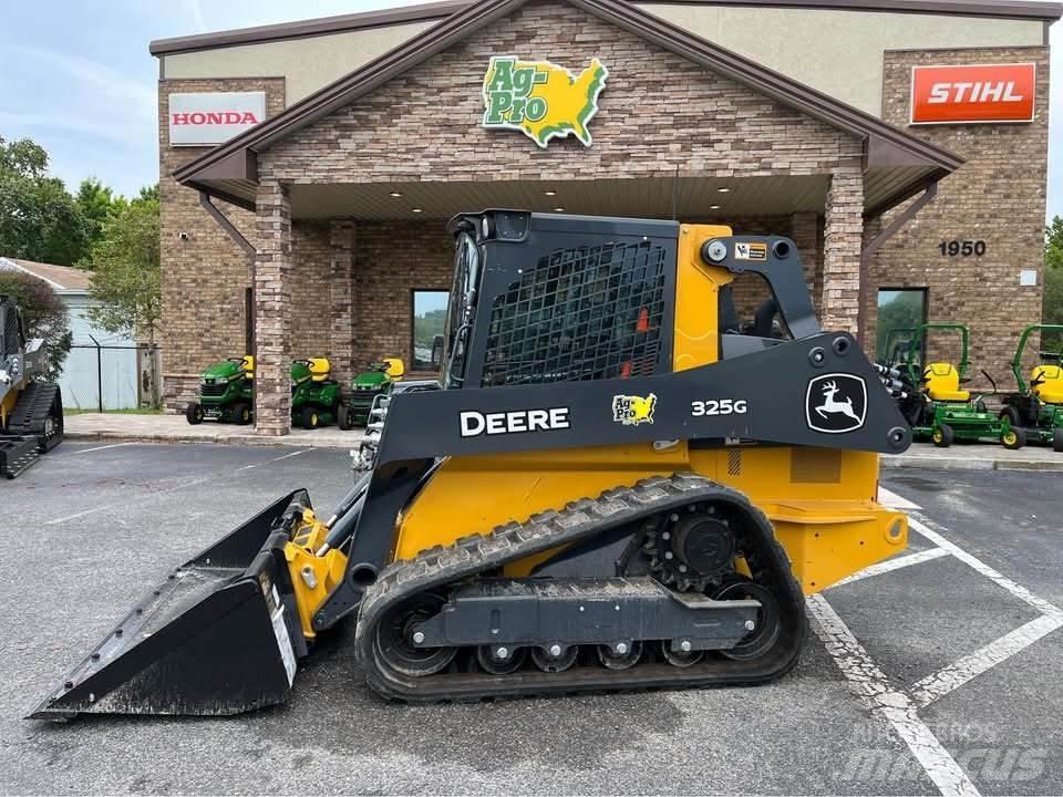 John Deere 325G Mini iekrāvēji