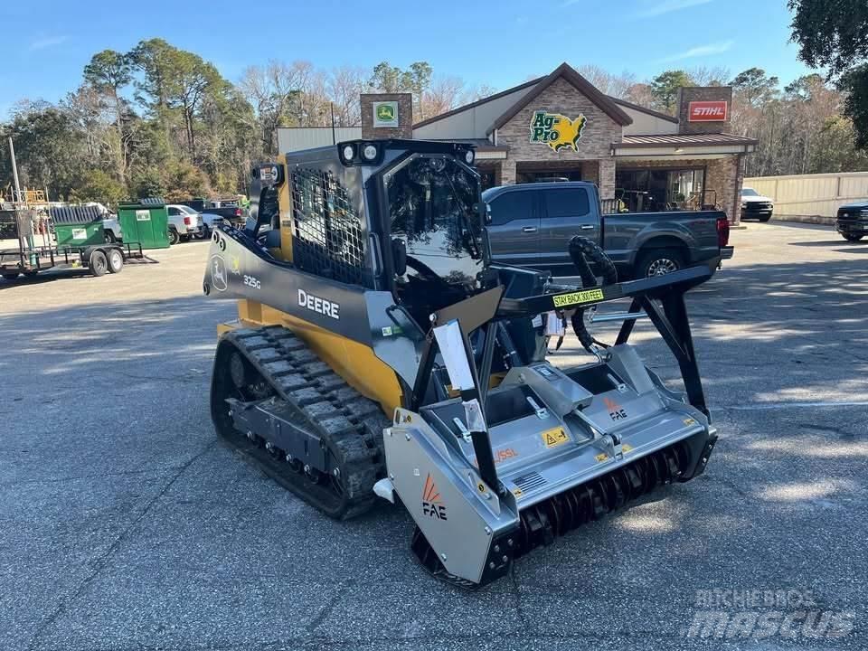 John Deere 325G Mini iekrāvēji