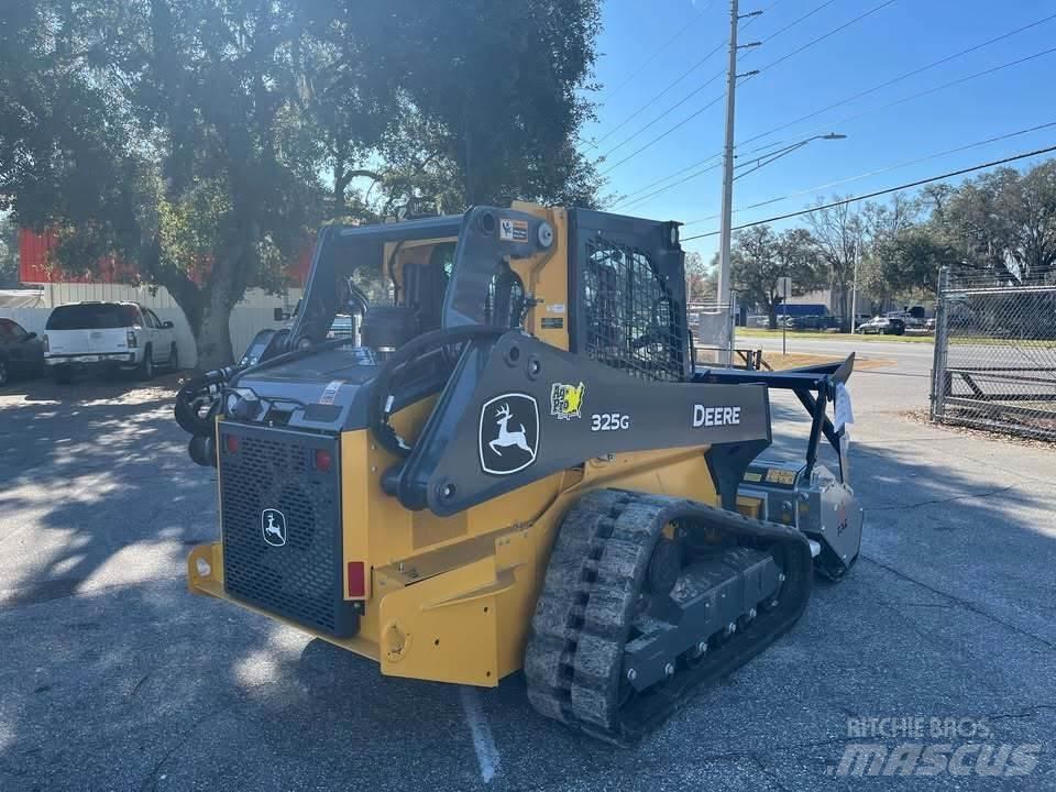 John Deere 325G Mini iekrāvēji