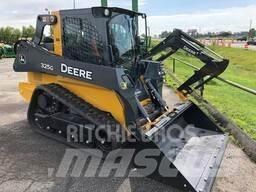 John Deere 325G Mini iekrāvēji