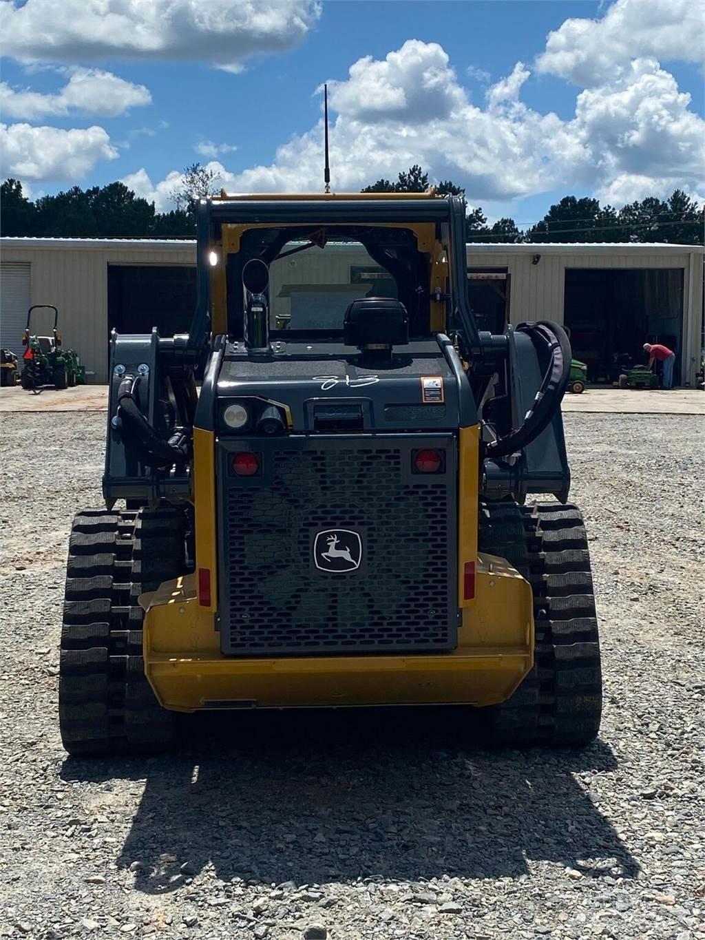 John Deere 325G Mini iekrāvēji