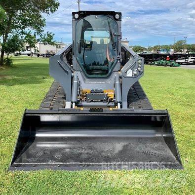 John Deere 331G Mini iekrāvēji