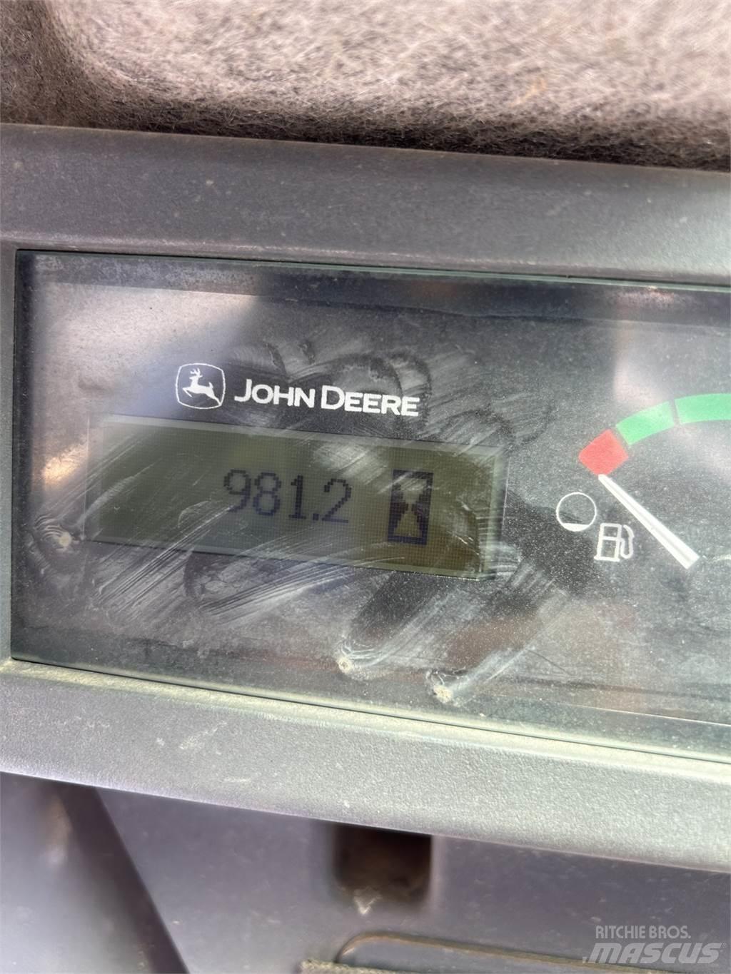 John Deere 331G Mini iekrāvēji