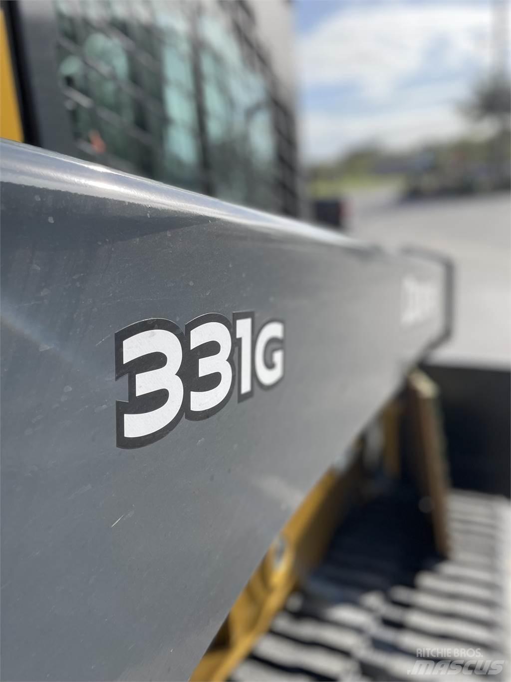 John Deere 331G Lietoti riteņu kompaktiekrāvēji