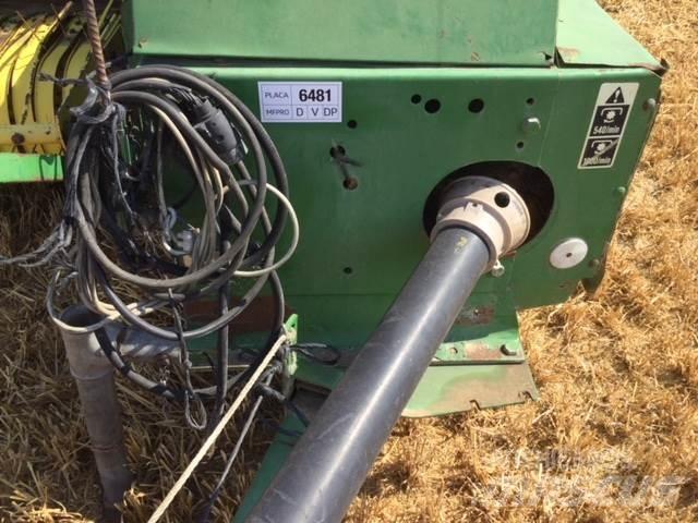 John Deere 349 Ķīpu preses