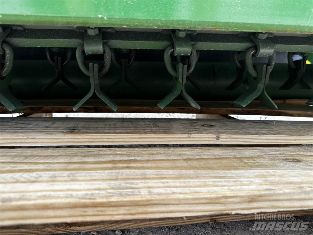 John Deere 390 Pļaujmašīnas