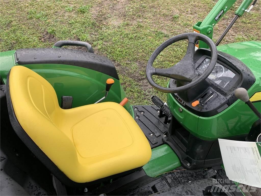 John Deere 4066M Traktori